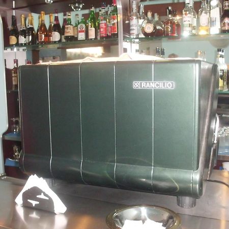 Hotel Lombardia Seveso Екстер'єр фото