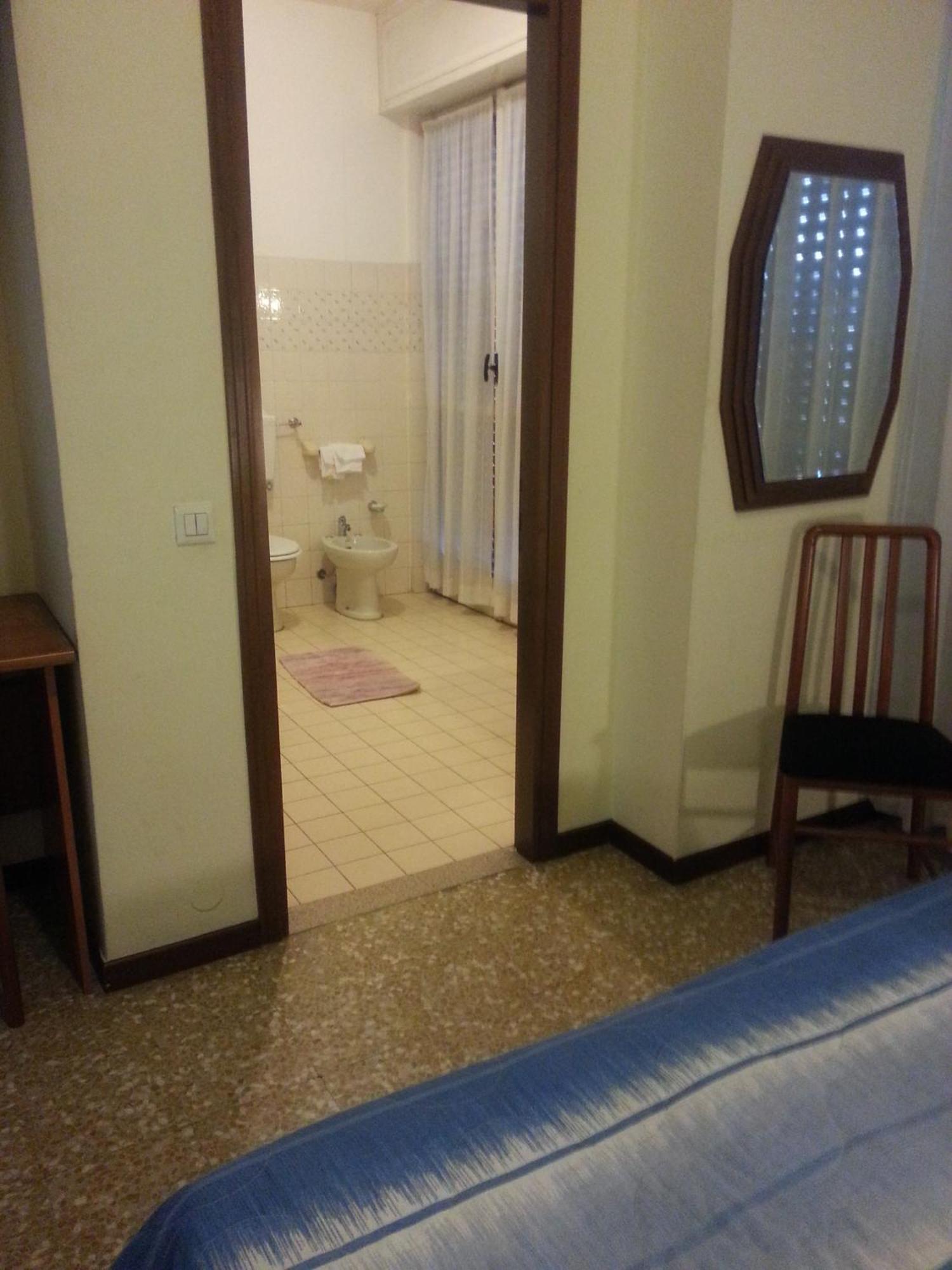 Hotel Lombardia Seveso Екстер'єр фото