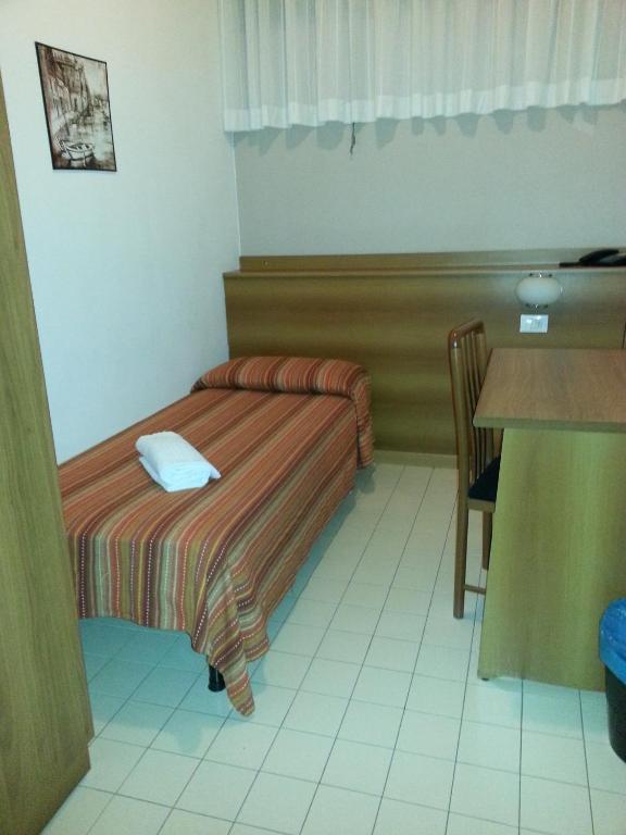 Hotel Lombardia Seveso Номер фото